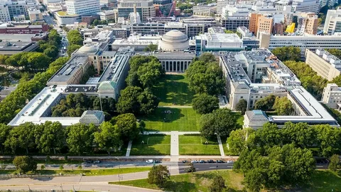 Massachusetts Institute of Technology (MIT)